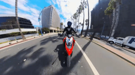 Insta360 X3 motobike02