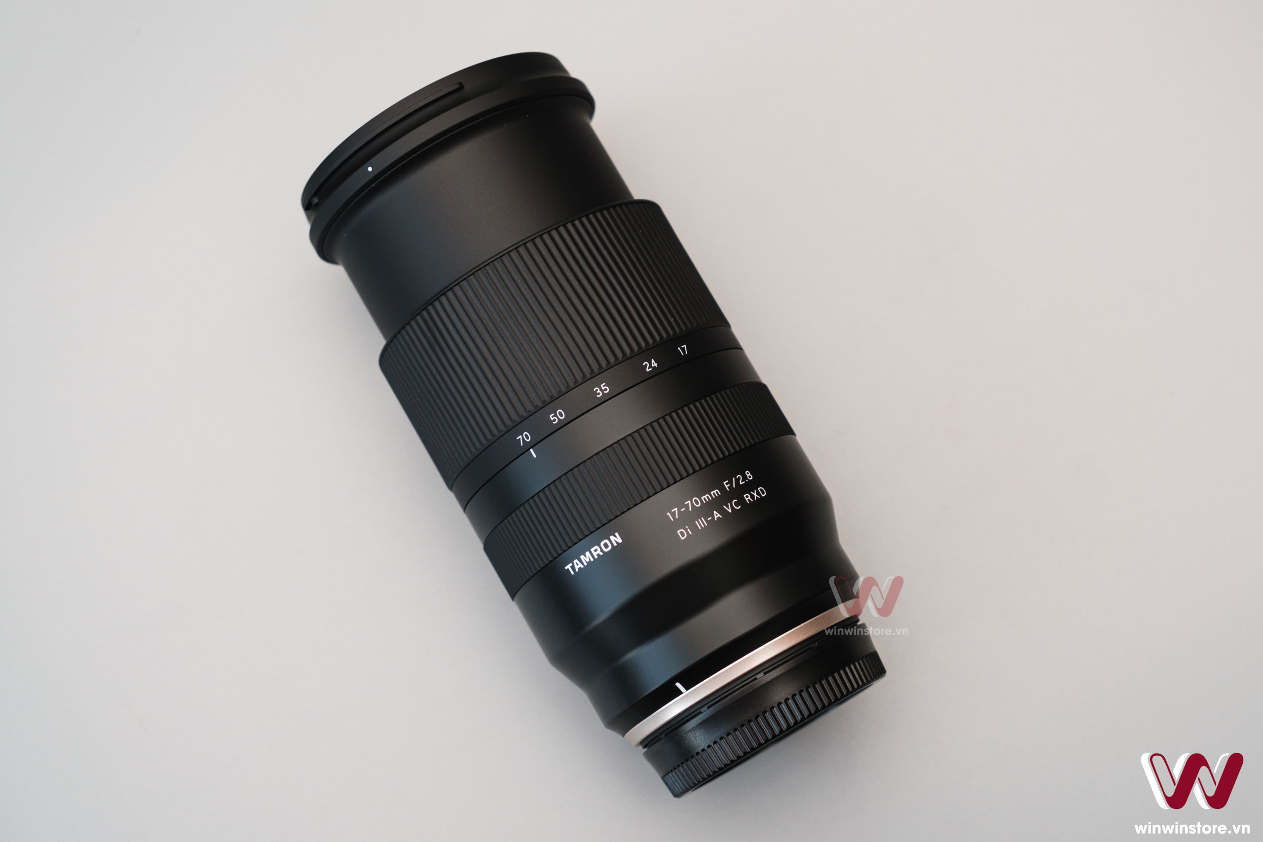 So sánh ống kính Sigma 18-50mm F2.8 DC DN với Tamron 17-70mm F2.8 Di III-A VC RXD