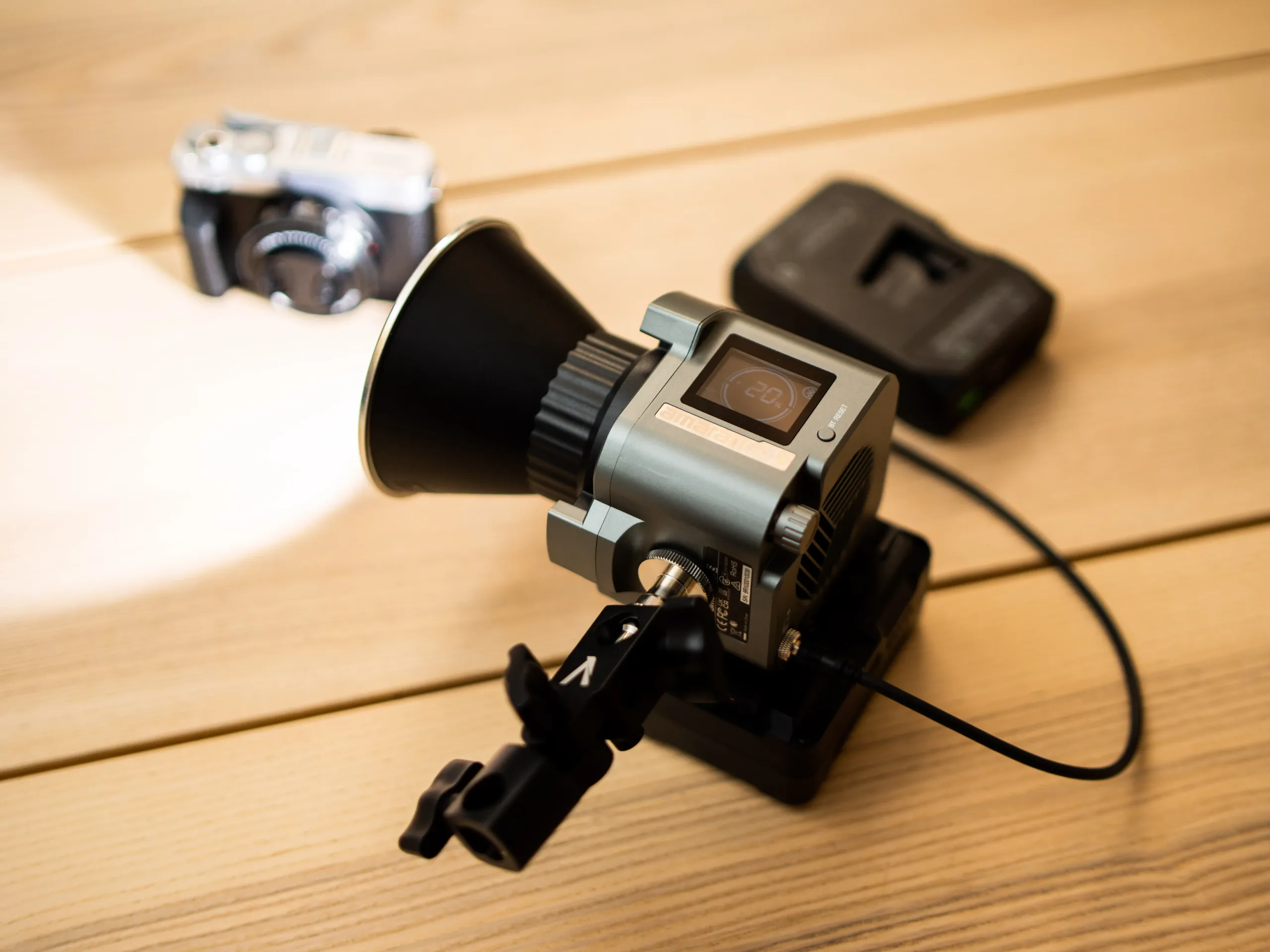 amaran 60d S LED Monolight 01
