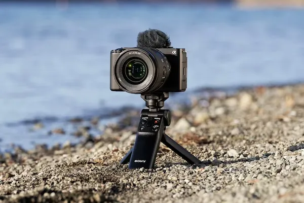 Sony ZV-E1 ra mắt, máy ảnh vlog với cảm biến full frame 12MP từ A7S III, giá tốt hơn