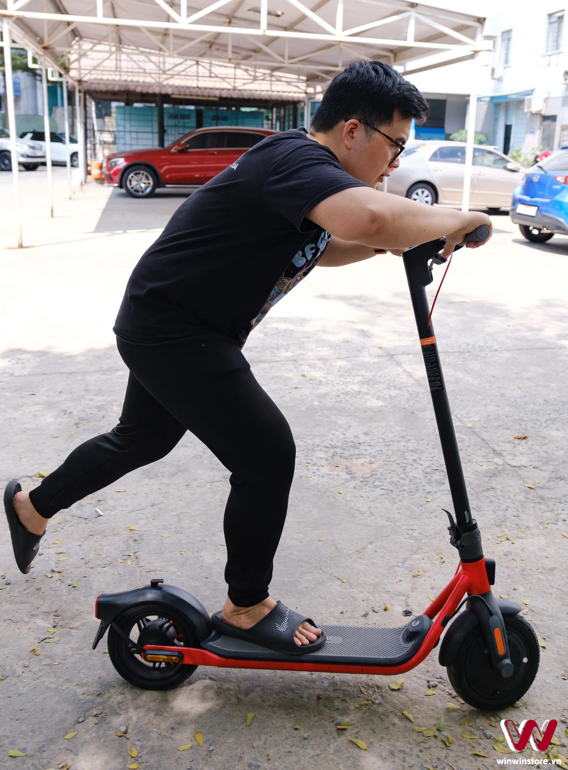 Trên tay xe điện Segway Ninebot KickScooter D38U