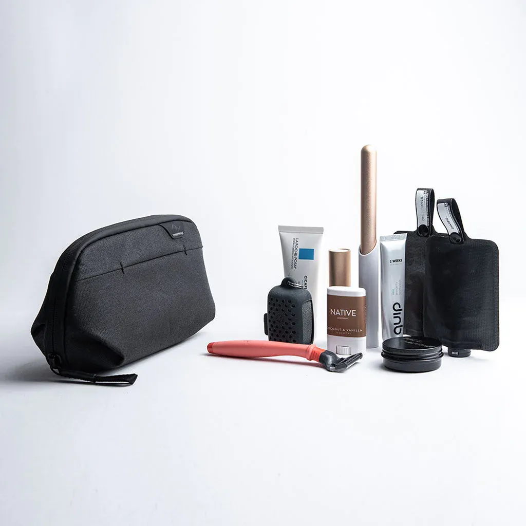 small wash pouch black 02