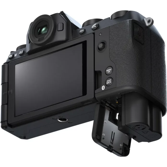 Máy ảnh Fujifilm X-S20 với XC 15-45mm