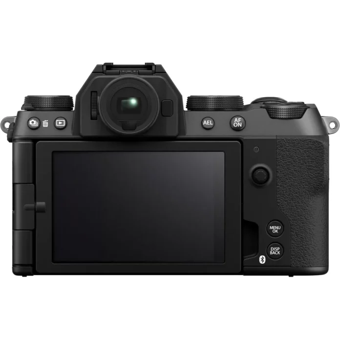 Máy ảnh Fujifilm X-S20 với XC 15-45mm