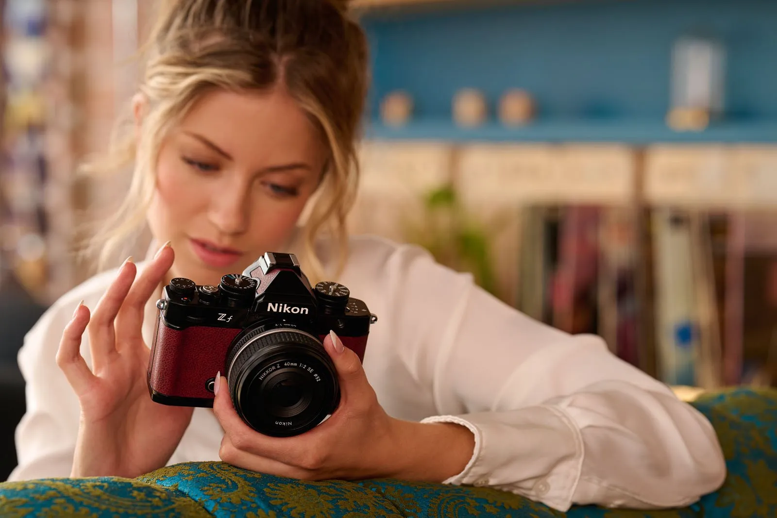 Nikon Zf ra mắt với kiểu dáng hoài cổ, trang bị cảm biến full frame 24.5MP