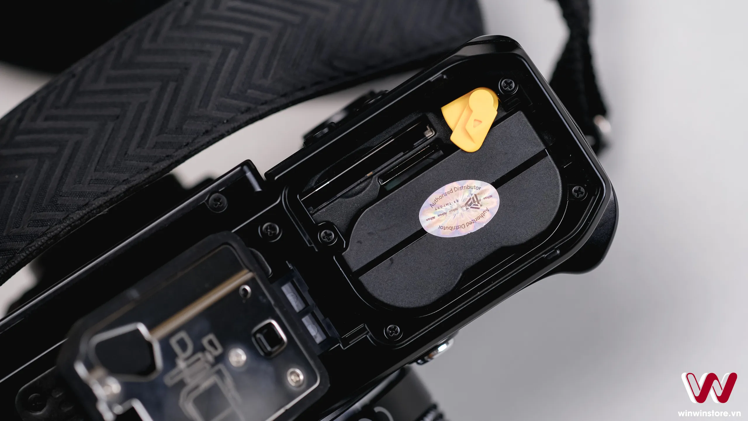 Trên tay máy ảnh Nikon Zf: Hiện đại kết hợp cổ điển, trải nghiệm hoài niệm