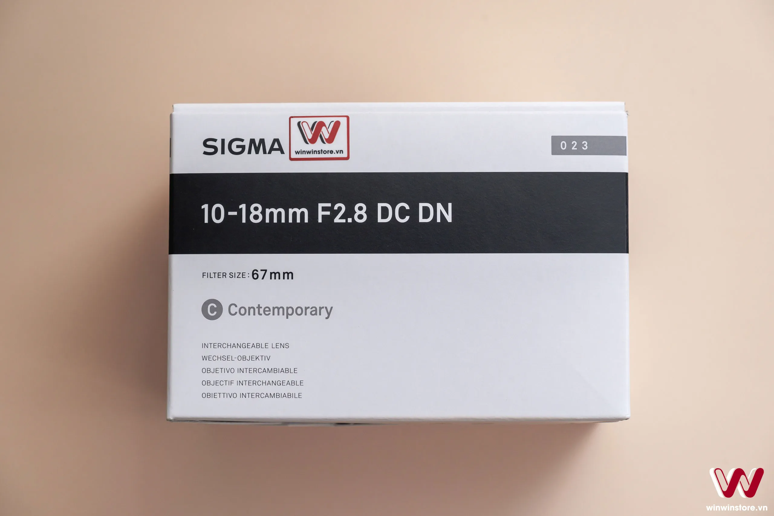 Trên tay ống kính Sigma 10-18mm F2.8 DC DN cho Fujifilm X