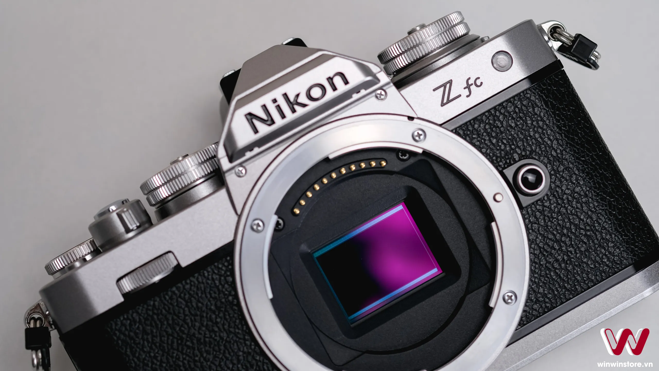 Trên tay Nikon Z fc: Lựa chọn lý tưởng máy ảnh cổ điển trong phân khúc 20-25 triệu