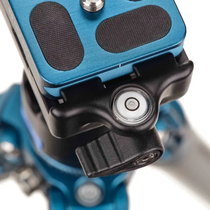 Chân máy Benro SuperSlim Carbon Fiber với Ball Head