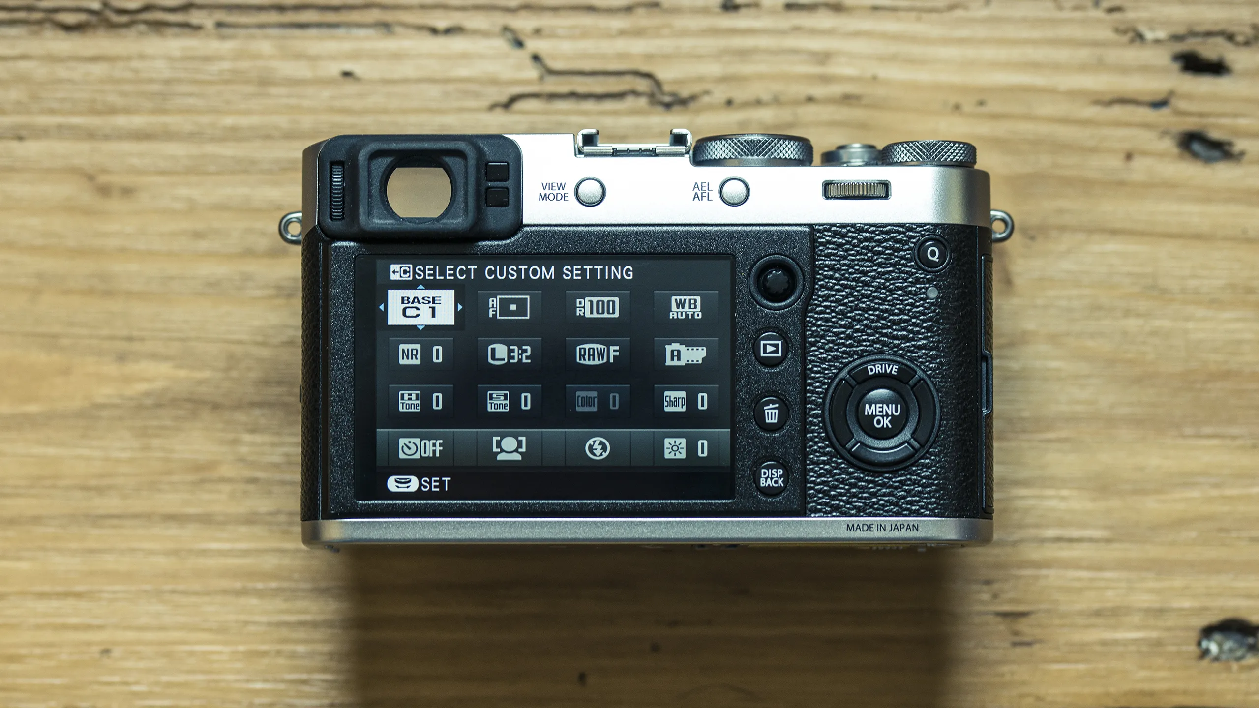 x100f 01
