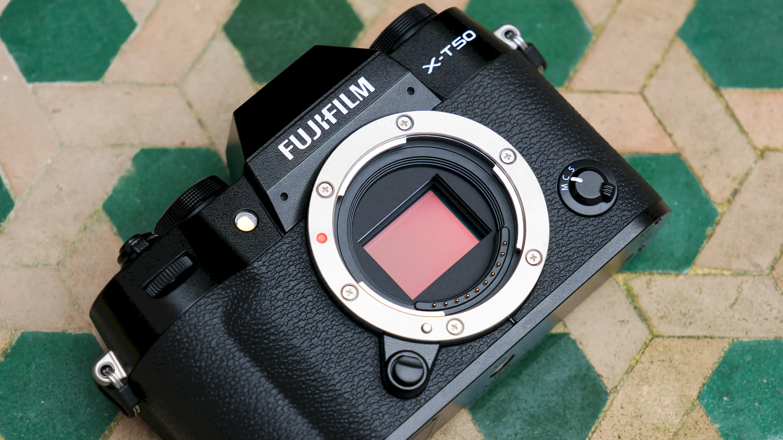 x t50 02