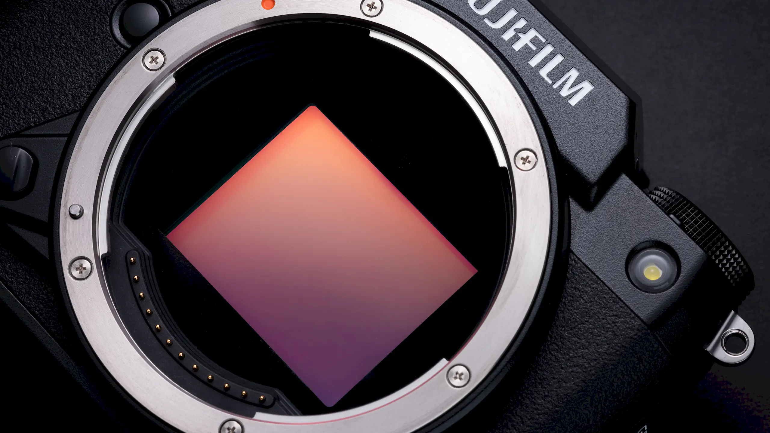 gfx 100s ii vs gfx 100s 03