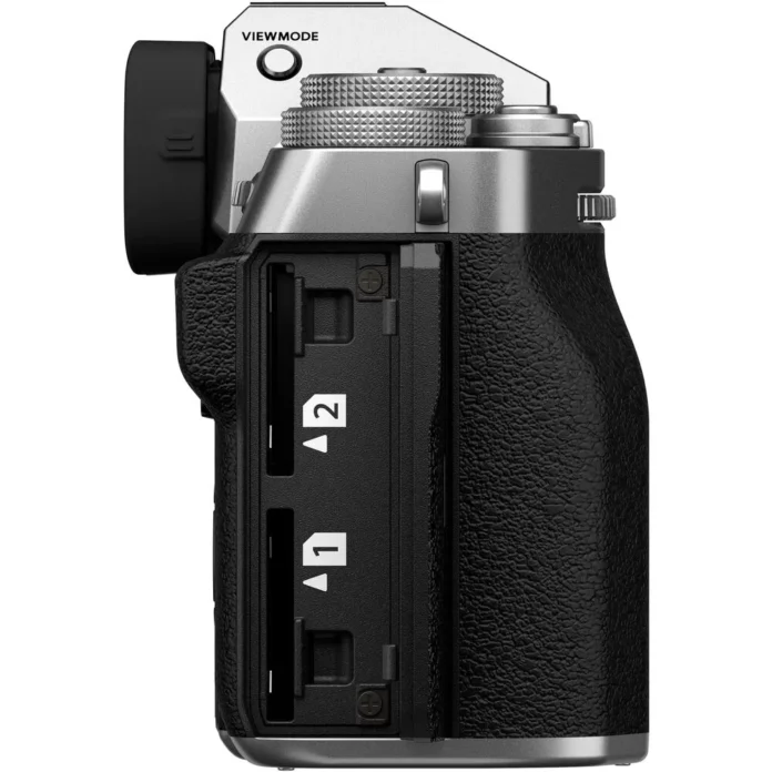 Máy ảnh Fujifilm X-T5 với XF 16-50mm (Silver)