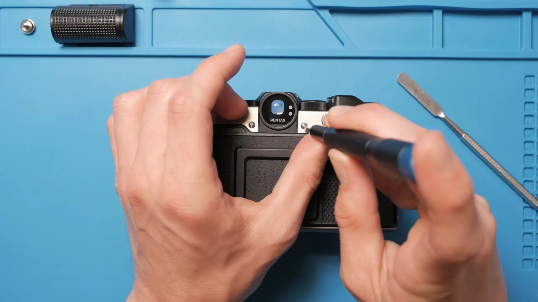 pentax 17 teardown 3