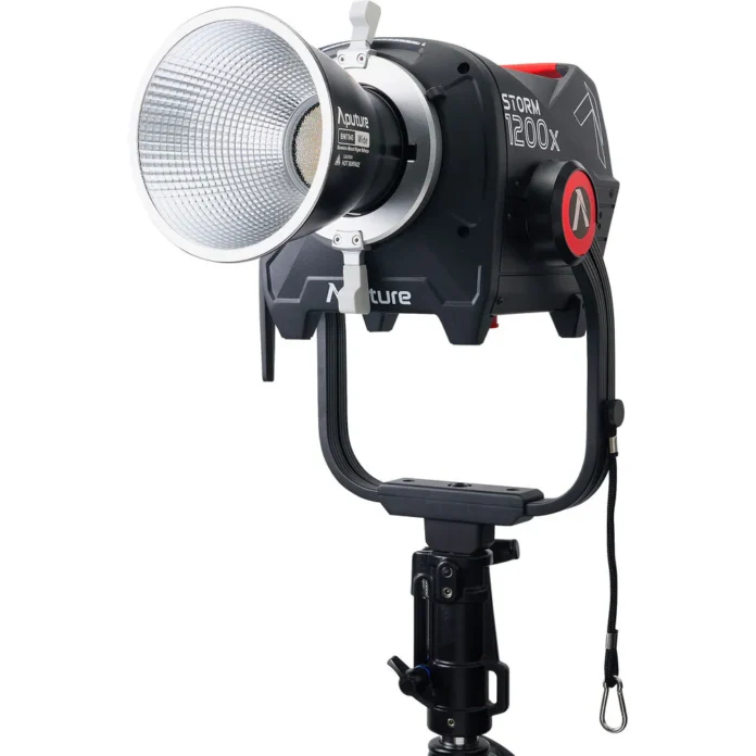 Đèn Aputure STORM 1200x Bi-Color LED Monolight