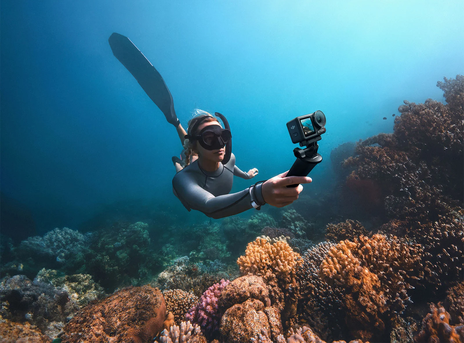 osmo action 5 pro lifestyle photos diving