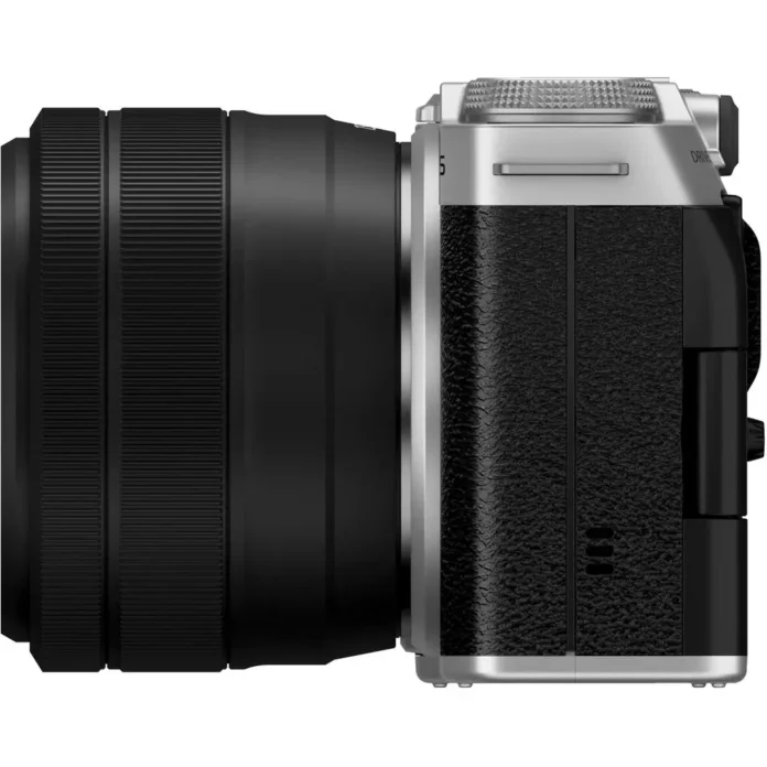 Máy ảnh Fujifilm X-M5 với XC 15-45mm (Silver)