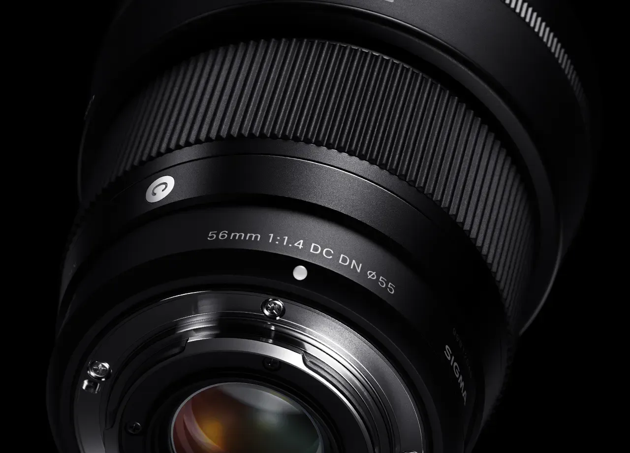 56mm f1.4 dcdn c018 design detail 2