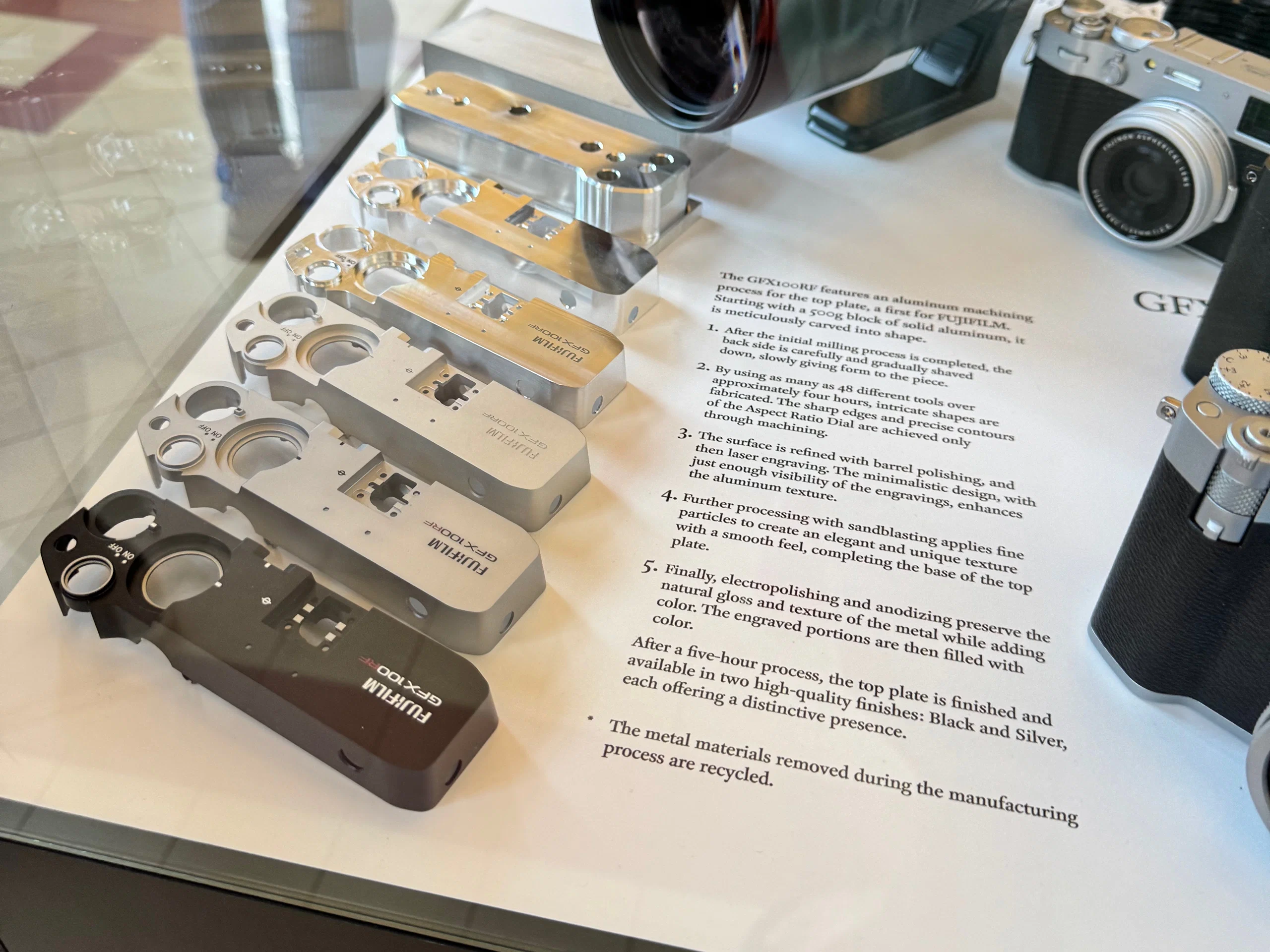 gfx100rf top plate display 1