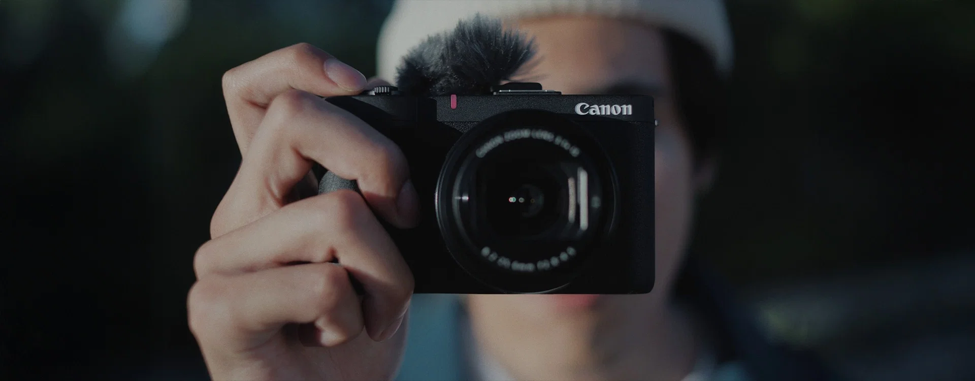 canon powershot v1 36