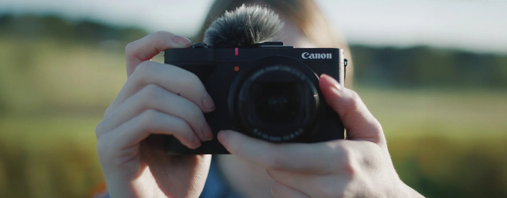 canon powershot v1 38