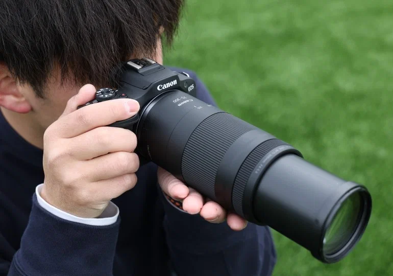 2 ong kinh canon rf 24 105mm f4 l is usm