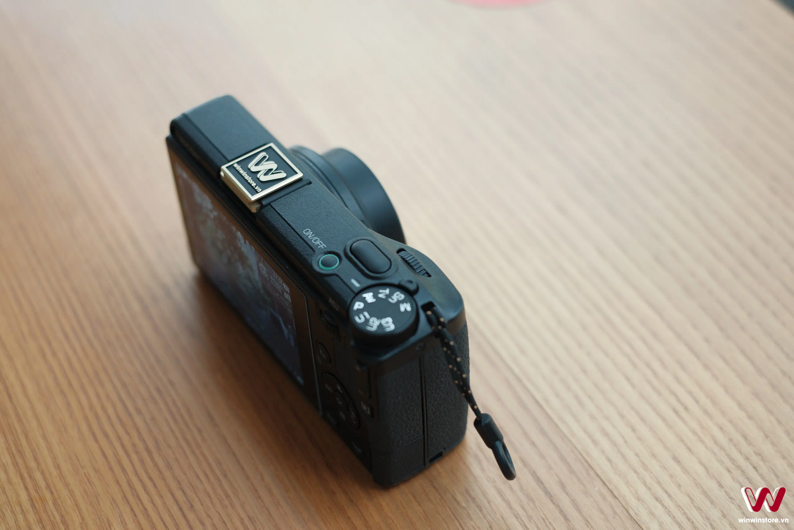 359-Ricoh GR IV-2837