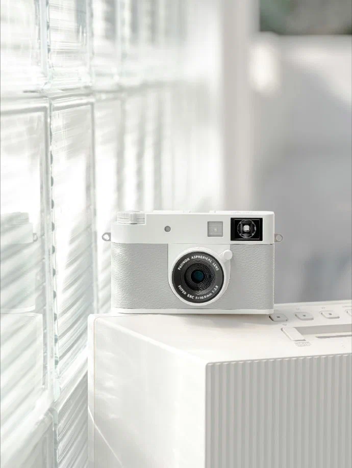 fujifilm x half white 1 6 fujifilm x half white 1