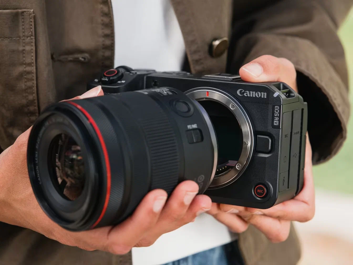 imgi_142_eos-r6v_ambient_full-frame-senor_0984_f121bf1008e64178aea8329c827c6d2c