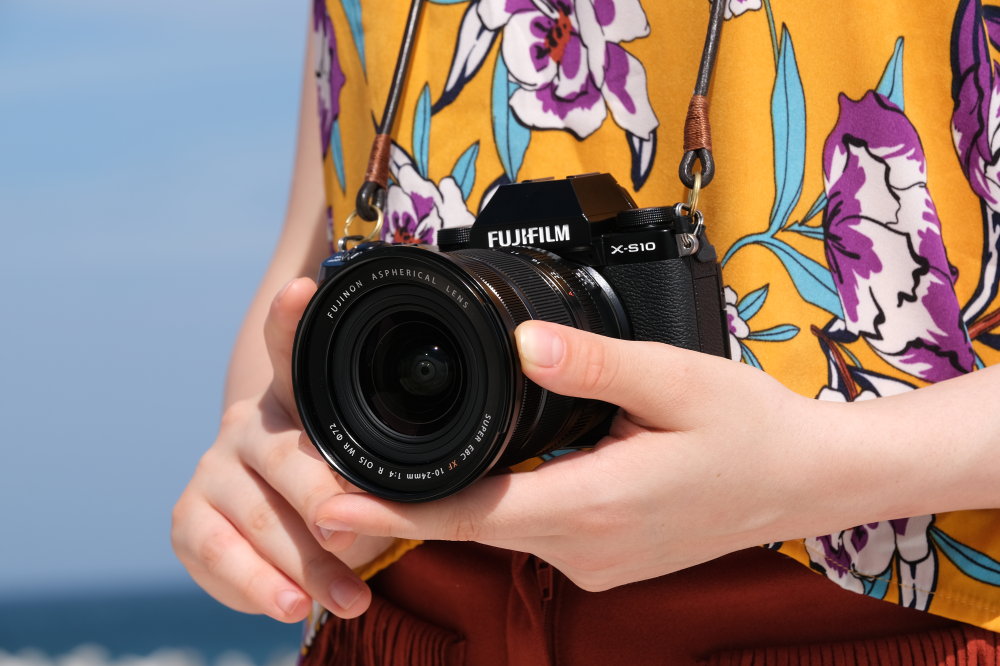 Fujifilm ra mắt ống kính Fujinon XF 10-24mm F4 R OIS WR, cải tiến quang học, bổ sung chống thời tiết