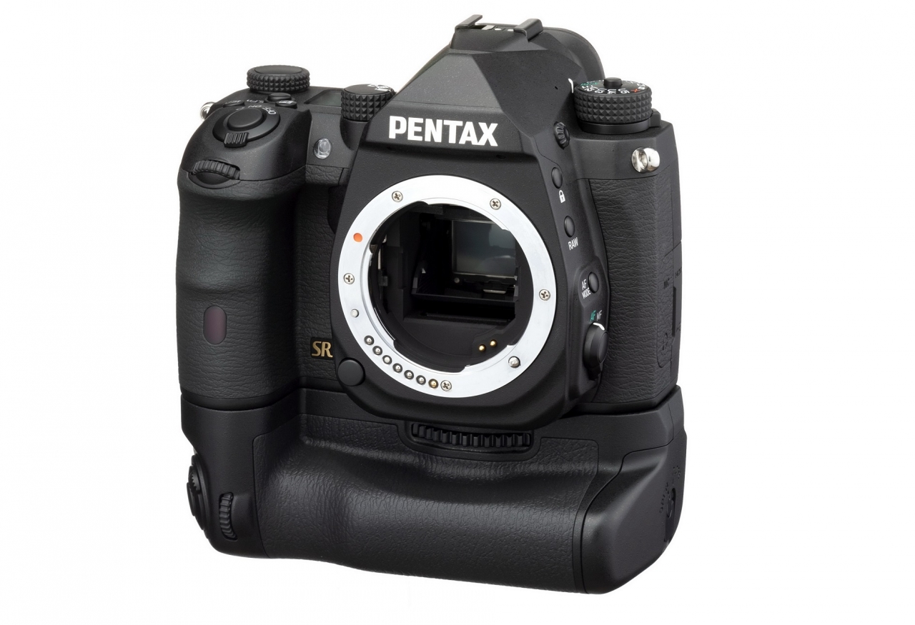 Pentax đăng tải video Brand Vision cho biết sẽ tiếp tục đầu tư vào máy ảnh SLR