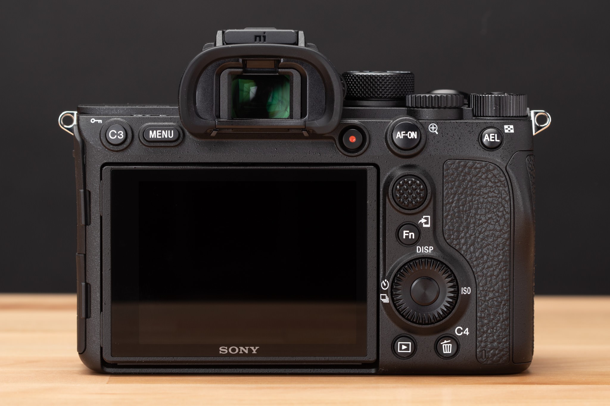 Sony a7R IV và Sony a6600 là bộ đôi máy ảnh tốt nhất cho chụp chân dung chuyên nghiệp và nghiệp dư