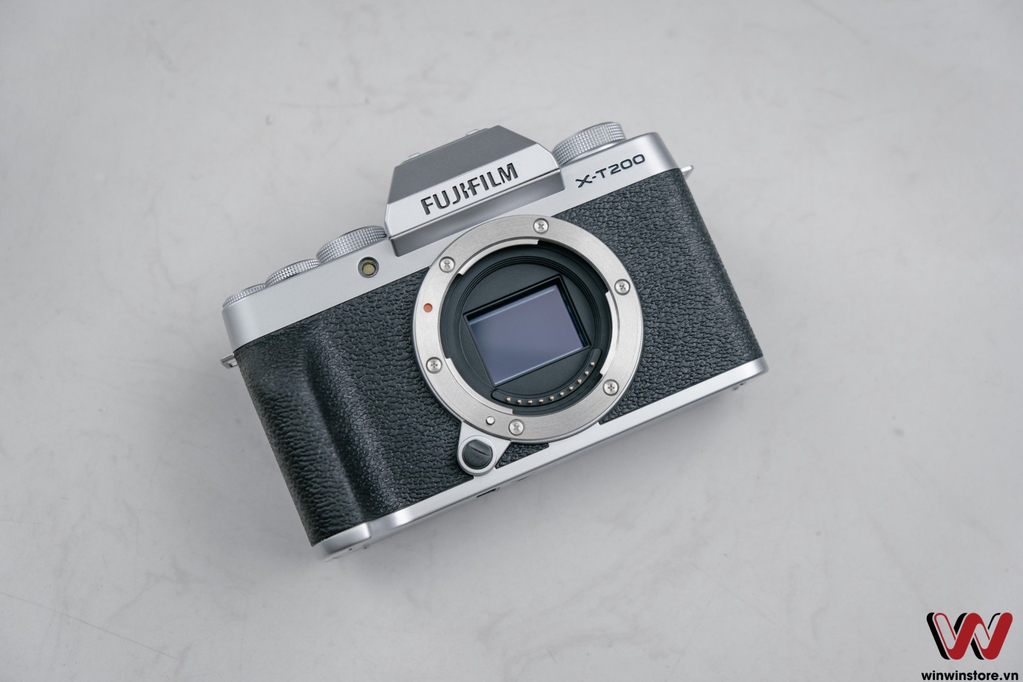 Trên tay và đánh giá nhanh Fujifilm X-T200: máy ảnh dành cho người mới