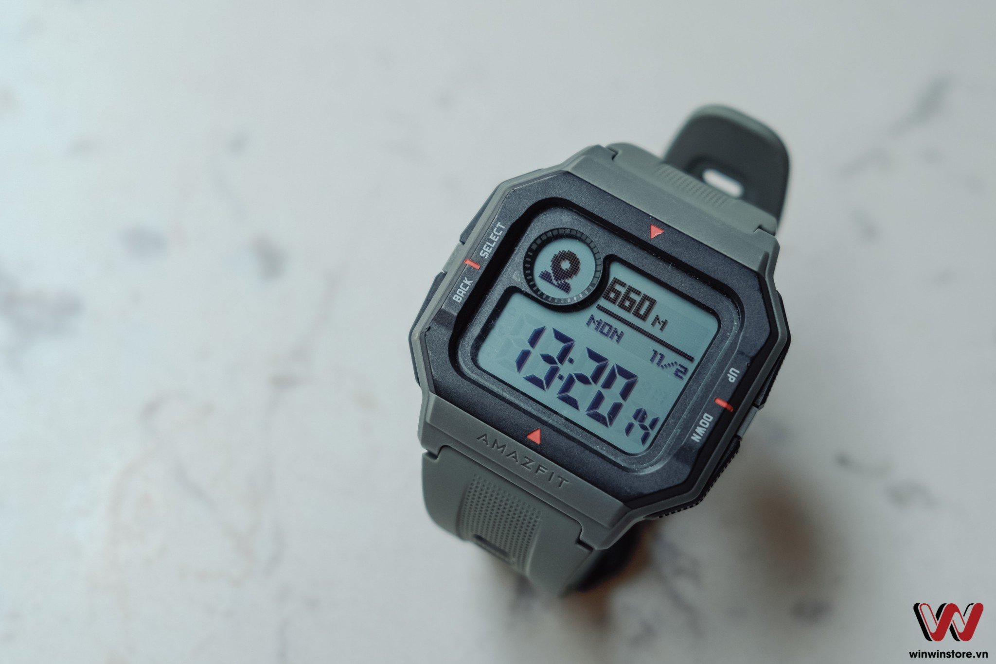 Trên tay Huami Amazfit Neo: Đồng hồ thông minh kiểu dáng cổ điển, pin 28 ngày, giá dưới 1 triệu