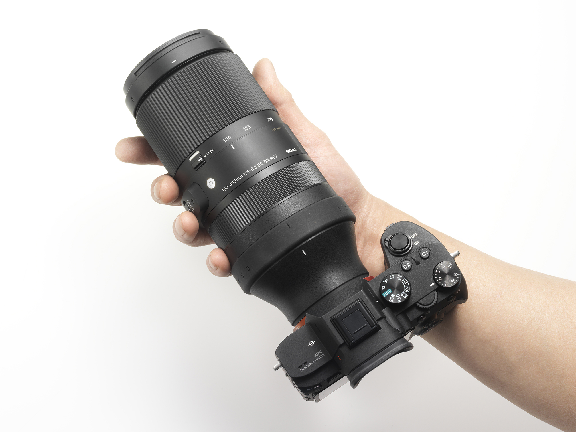 Pre-Order SIGMA 100-400mm DN DG OS (C) HSM cho Sony E, tặng ngay túi Manfrotto 30L tại WinWinStore