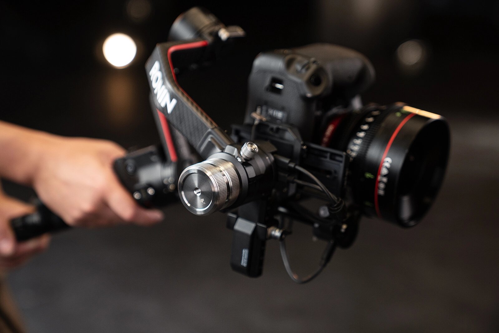 DJI ra mắt gimbal ra mắt RS 2 và RSC 2 và đổi tên dòng gimbal Ronin thành dòng R