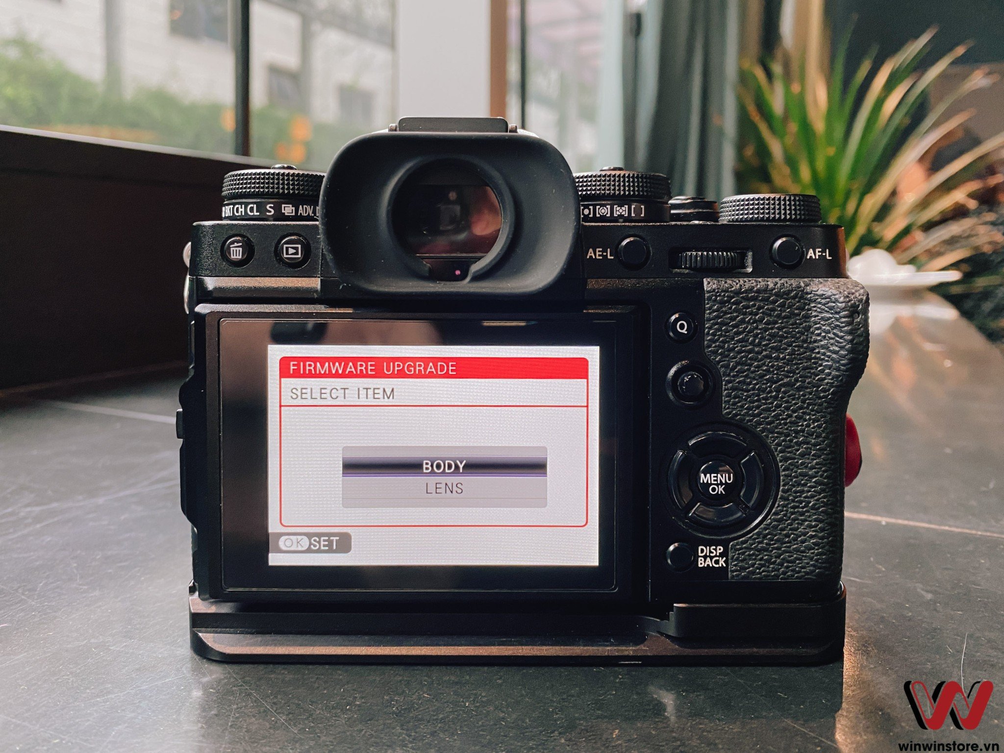 Fujifilm X-T4 và ống kính XF 16-80mm F4 nhận cập nhật firmware mới, cải thiện chống rung