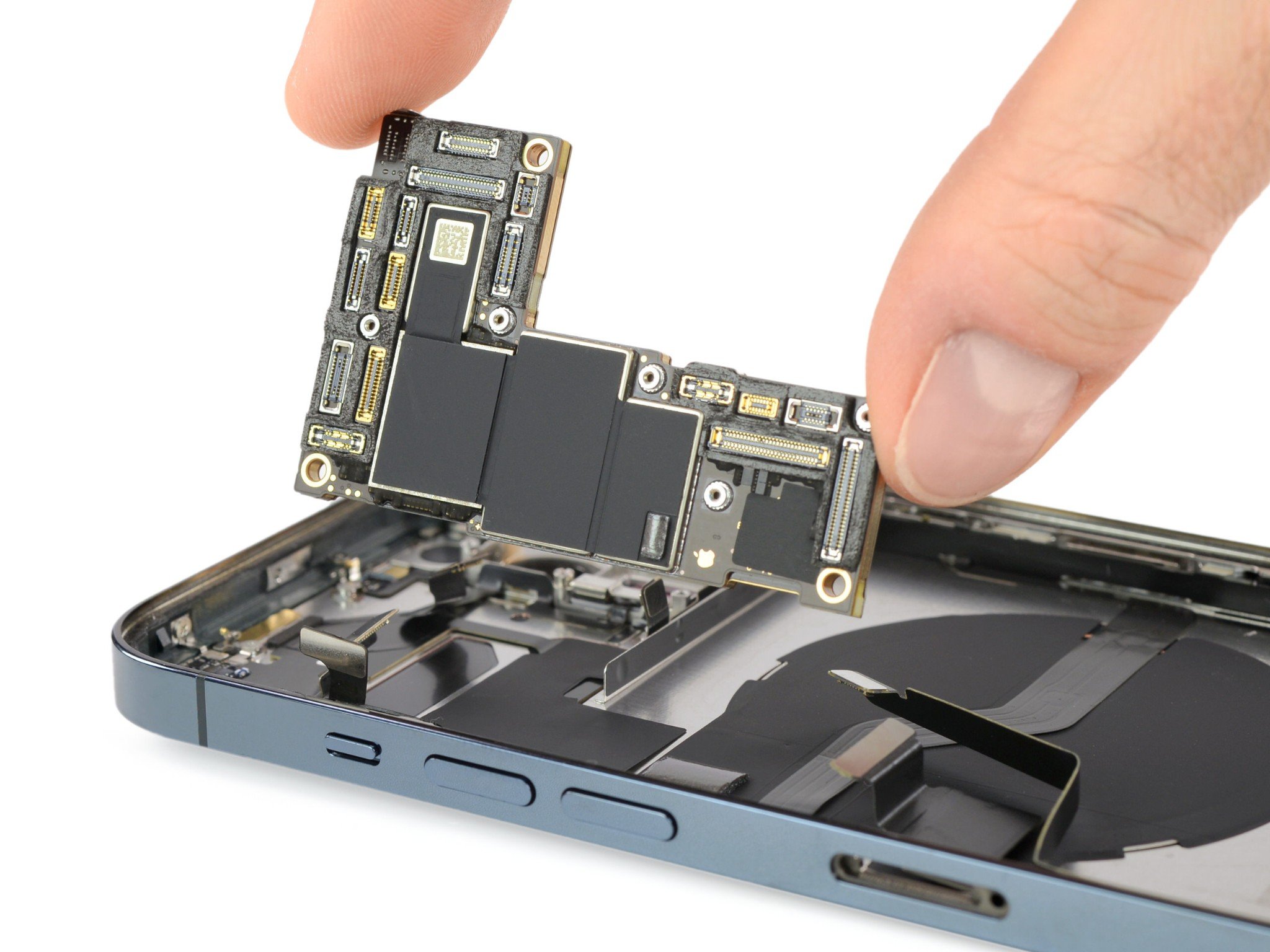 Tháo tung iPhone 12 Pro Max cùng iFixit: Lớn nhất và tốt nhất