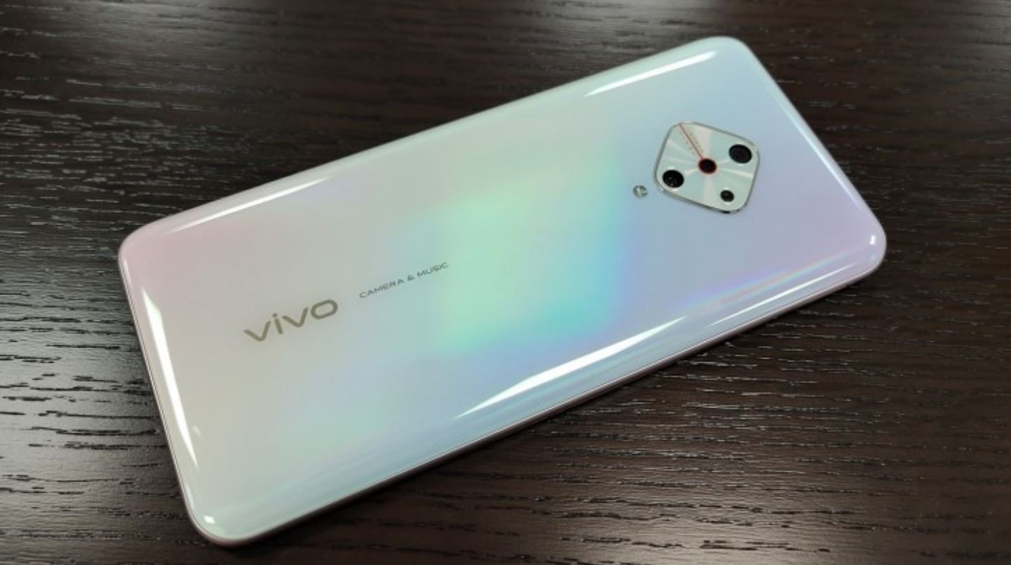 Hình ảnh rò rỉ về Vivo V17 với màn hình giọt nước cùng bốn camera mới lạ
