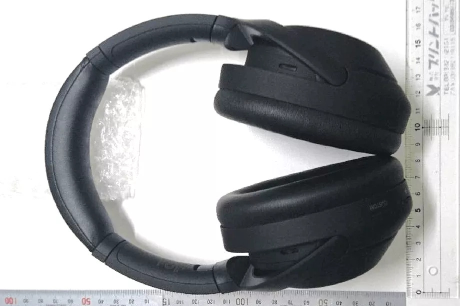 Tai nghe Sony WH-1000XM4 có thể kết nối nhiều cùng lúc nhiều thiết bị