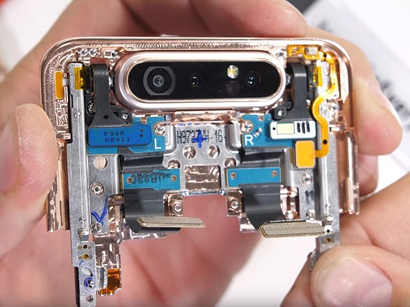 Mổ bụng Samsung Galaxy A80: Module Camera xoay thú vị