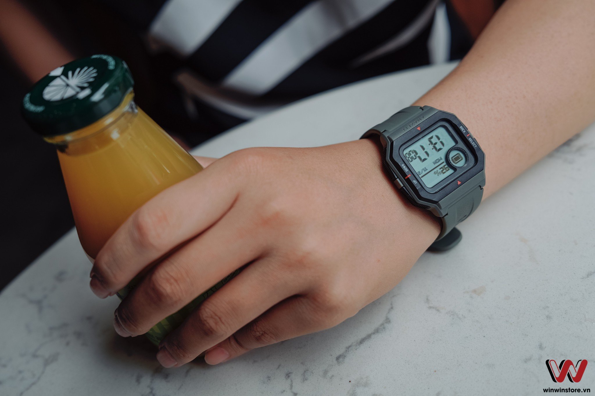 Đồng hồ thông minh Xiaomi Huami Amazfit Neo (Red)