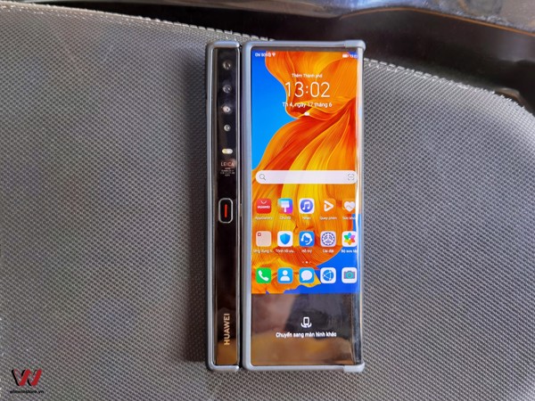 TRÊN TAY NHANH: HUAWEI MATE XS