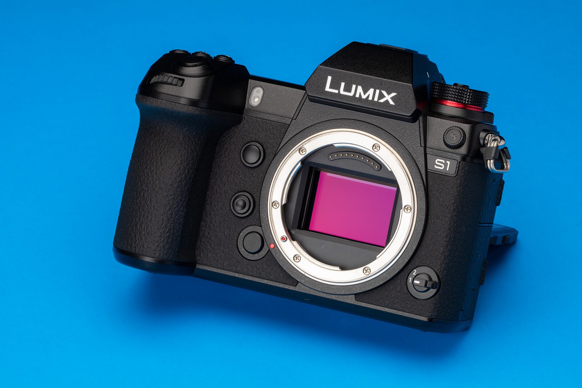 Panasonic Lumix S5 sắp ra mắt là dòng máy ảnh full frame nhập môn dành cho người mới