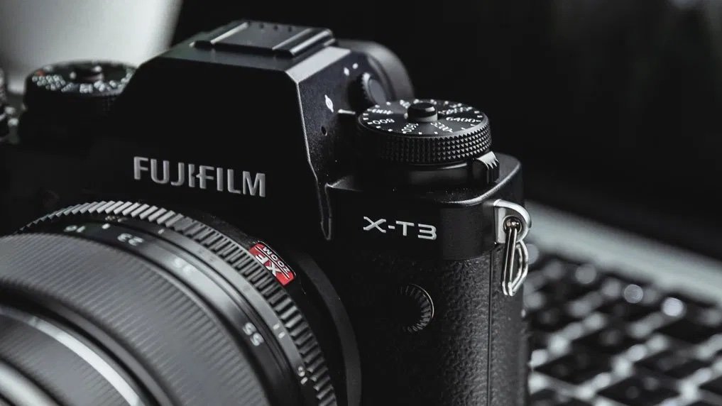 Sỡ hữu máy ảnh Fujifilm X-T3 với ống kính XF 35mm F1.4 với khuyến mãi cực sốc giảm 9 triệu đồng tại WinWinStore