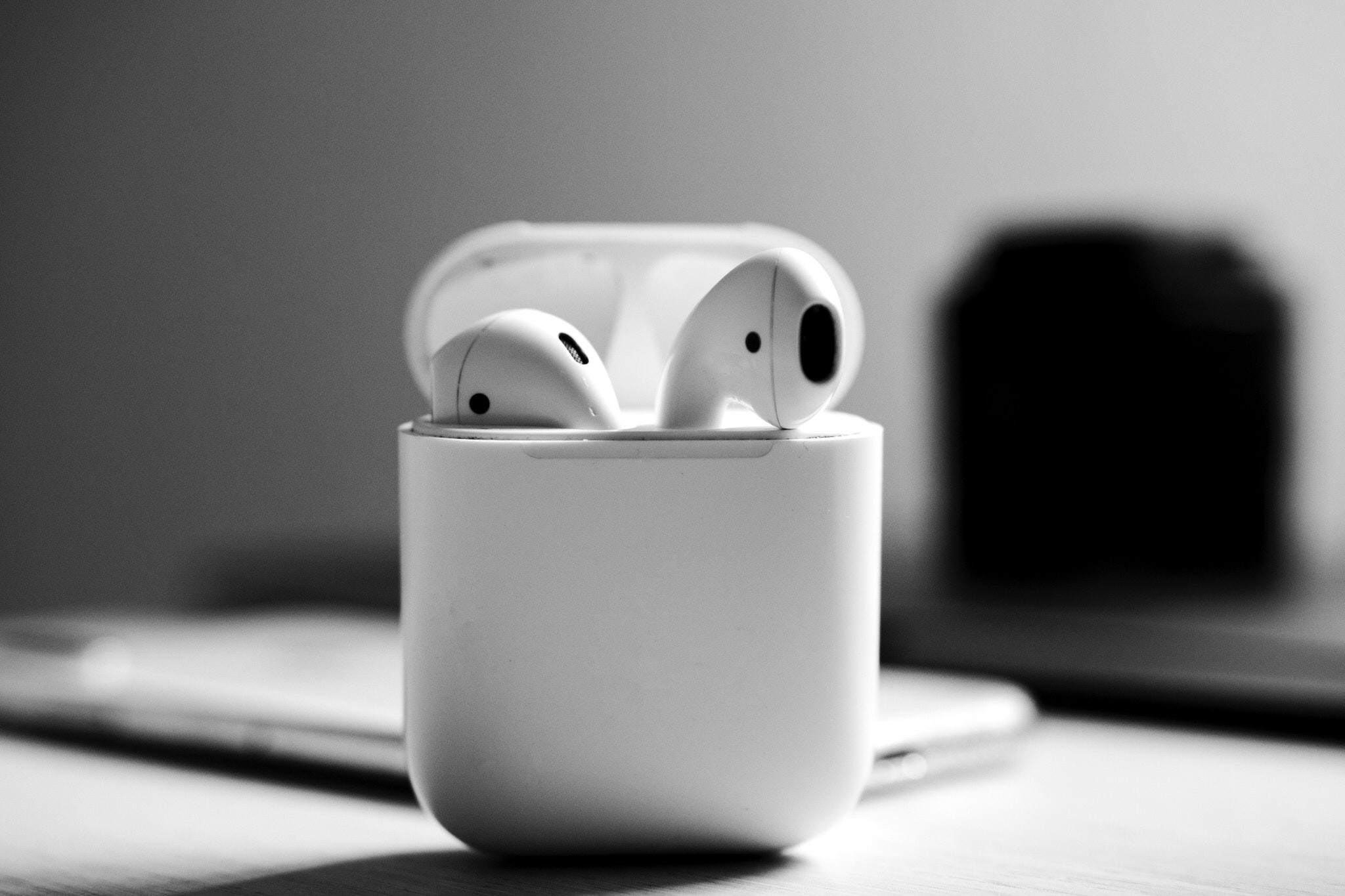 Apple thêm tính năng giúp tăng tuổi thọ pin của AirPods cho người dùng