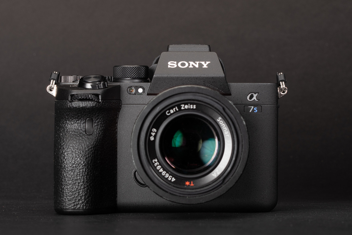 Máy ảnh Sony a7S III sẽ có giá bán 82,990,000, đặt trước tại WinWinStore nhận bộ quà tặng lên tới 8 triệu đồng