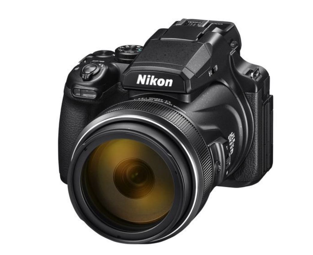 Tin đồn: Nikon sắp ra mắt máy ảnh Mega Zoom P950 mới