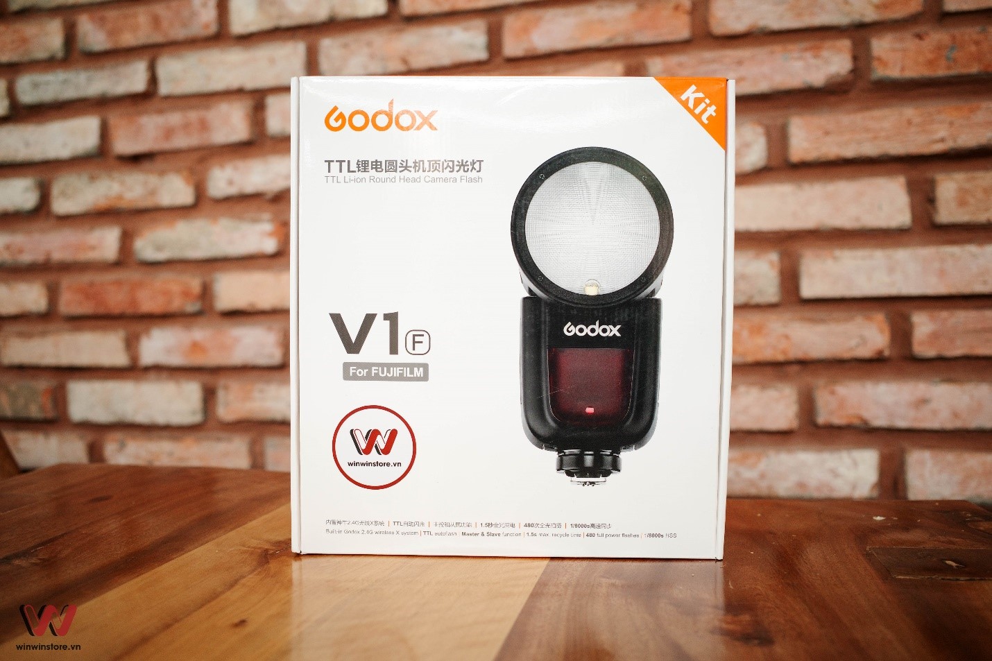 Mở hộp đèn flash Godox V1F tại WinWinStore