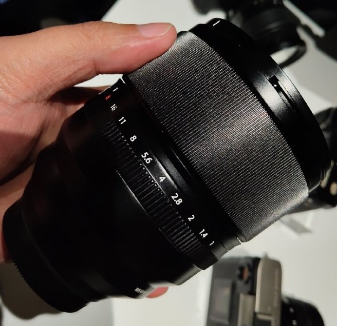 Bộ ảnh thực tế về siêu ống kính Fujinon XF50mm f/1.0